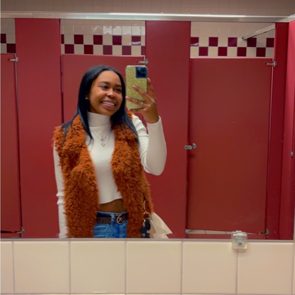 Self💚e Fuzzy Vest